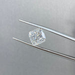 Lade Bild in die Galerieansicht, Cushion Cut Lab Diamond 3.529 Ct G VS - LGG Jewelry