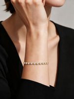 Lade Bild in die Galerieansicht, Dainty Bezel‑Set Lab‑Grown Diamond Tennis Bracelet | Solid 18K Yellow Gold