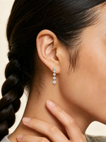 Lade Bild in die Galerieansicht, 18K Solid Yellow Gold Vertical Drop Link Lab‑Grown Diamond Earrings