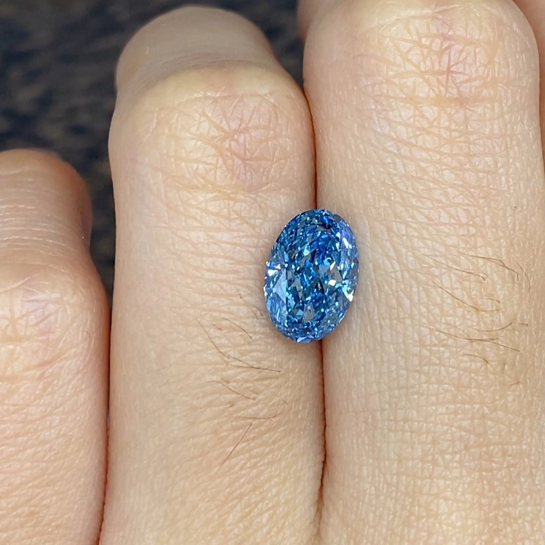 1.773 Ct Oval Cut Fancy Blue Lab Diamond SI1 - LGG Jewelry