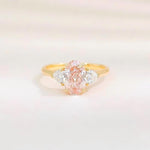 Lade Bild in die Galerieansicht, 法式轻奢椭圆鸽子蛋三石款18K黄培育彩钻 - LGG Jewelry