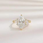 Lade Bild in die Galerieansicht, 指尖绽放轻奢华丽大克拉马眼形钻戒18K黄培 - LGG Jewelry