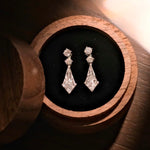 Charger l'image dans la visionneuse de galerie, Kite‑Cut Lab‑Grown Diamond Drop Earrings