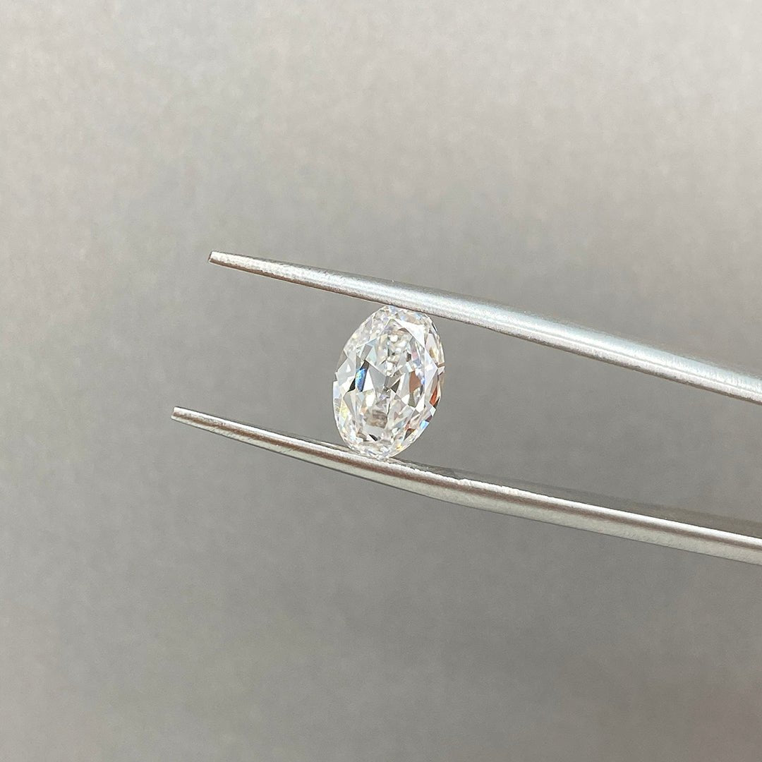 2.273 CT Antique Old Mine Oval Cut Lab Diamond DEF VS - LGG Jewelry