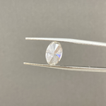 Charger l&#39;image dans la visionneuse de galerie, Diamant de laboratoire rose intense de 1,05 ct à taille ovale certifié IGI, pureté VS1 

