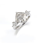 Lade Bild in die Galerieansicht, 3ct Cushion Cut Lab Ddiamond Three-Ttone Engagement Ring - LGG Jewelry