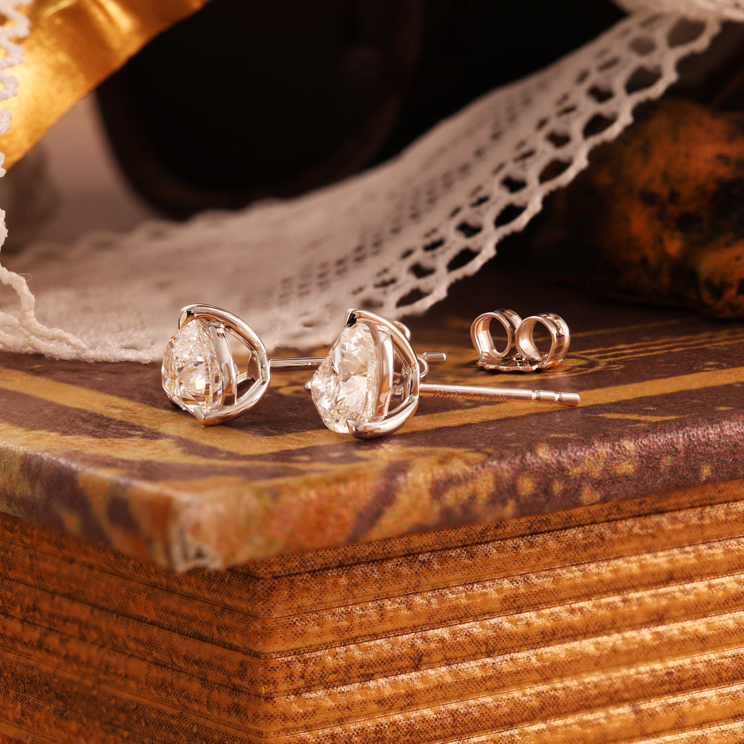 Classic Heart Shape Lab Diamond Three Prongs Ear Studs