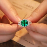 Charger l&#39;image dans la visionneuse de galerie, Elegant bezel 3.5 Ct Cushion Cut Lab Emerald Engagement Ring - LGG Jewelry
