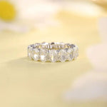 Charger l&#39;image dans la visionneuse de galerie, Oval Cut Lab Diamond Eternity Band - LGG Jewelry
