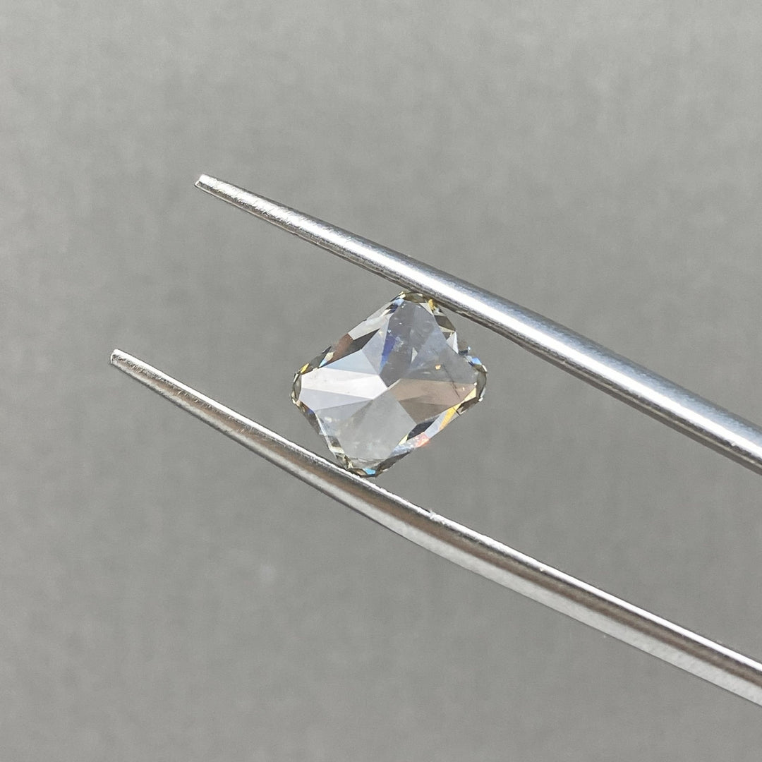 Champagne Radiant Cut Lab Diamond 2.447Ct VS - LGG Jewelry