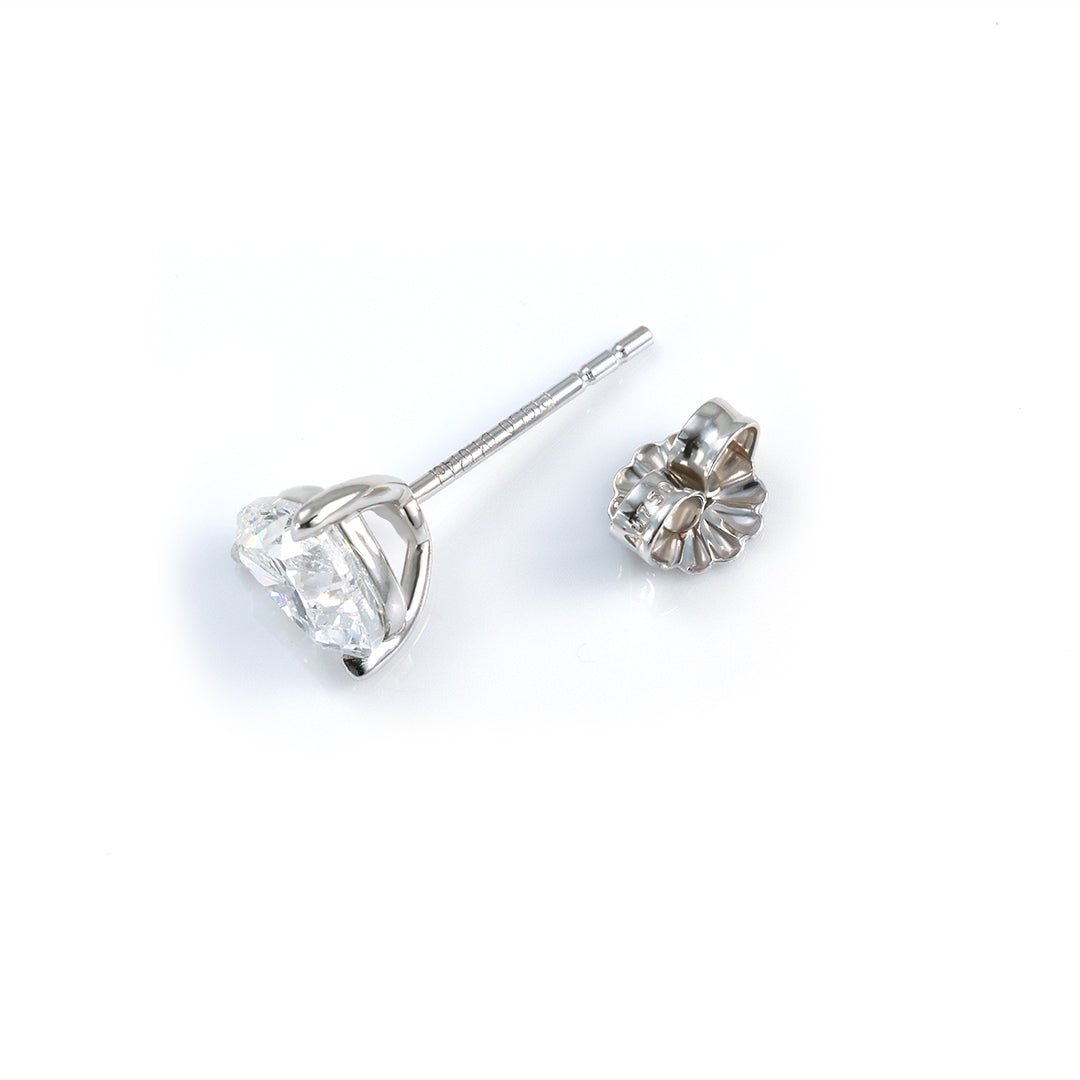Classic Heart Shape Lab Diamond Three Prongs Ear Studs - LGG Jewelry
