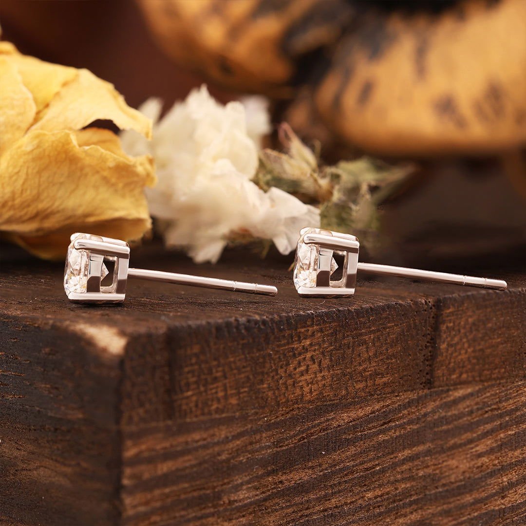 Classic Round Cut Lab Diamond Four Prongs Ear Studs - LGG Jewelry