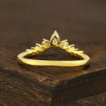 Lade Bild in die Galerieansicht, Curved Pear &amp; Round Cut Lab Diamond Contour Band - LGG Jewelry