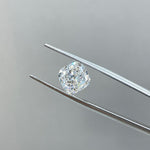 Lade Bild in die Galerieansicht, Cushion Cut Lab Diamond 3.015 Ct G VS - LGG Jewelry