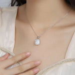 Lade Bild in die Galerieansicht, Cushion Cut Moissanite Halo Pendant Necklace - LGG Jewelry