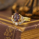 Lade Bild in die Galerieansicht, Discoloring Oval Cut Lab Alexandrite Three Stone Bridal Set - 2pcs - LGG Jewelry