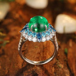Lade Bild in die Galerieansicht, Double Halo 4.5 Ct Round Lab Emerald Engagement Ring - LGG Jewelry