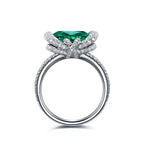 Lade Bild in die Galerieansicht, Elegant bezel 3.5 Ct Cushion Cut Lab Emerald Engagement Ring - LGG Jewelry