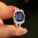 Lade Bild in die Galerieansicht, Elegant bezel 4 Ct Cushion Cut Lab Blue Sapphire Engagement Ring - LGG Jewelry