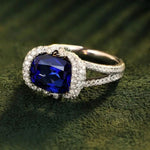 Lade Bild in die Galerieansicht, Elegant bezel 4 Ct Cushion Cut Lab Blue Sapphire Engagement Ring - LGG Jewelry