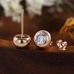 Lade Bild in die Galerieansicht, Elegant Button Round Cut Lab Diamond Bezel Ear Studs - LGG Jewelry