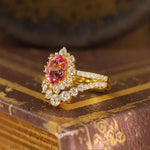 Lade Bild in die Galerieansicht, Elegant Vintage Oval Cut Lab Padparascha Bridal Rings - 2pcs - LGG Jewelry