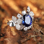Lade Bild in die Galerieansicht, Floral Blossom 4.5 Ct Oval Lab Blue Sapphire Engagement Ring - LGG Jewelry