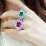 Lade Bild in die Galerieansicht, Flower Cluster 4 Ct Emerald Cut Lab Ruby Engagement Ring - LGG Jewelry