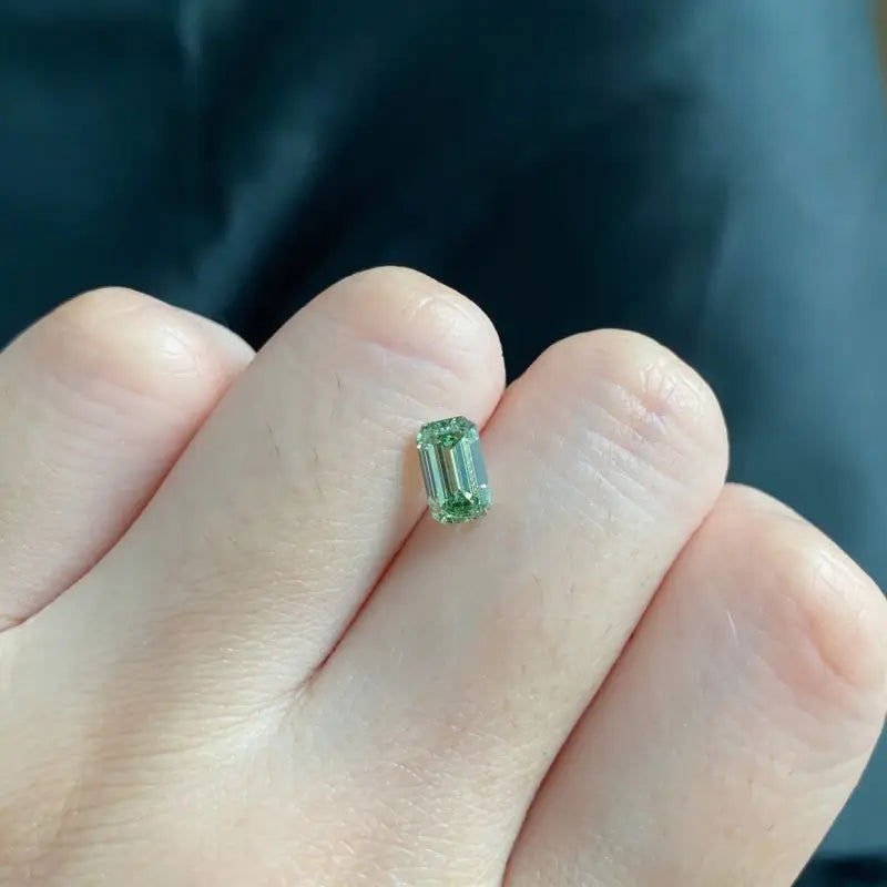 IGI Certified Emerald Cut 1.26 Ct Fancy Intense Green Lab Diamond VS1 Clarity - LGG Jewelry
