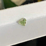 Lade Bild in die Galerieansicht, IGI Certified Heart Shape 1.37 Ct Fancy Intense Green Lab Diamond VS1 Clarity - LGG Jewelry
