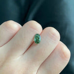 Lade Bild in die Galerieansicht, IGI Certified Oval Cut 1.54 Ct Fancy Intense Green Lab Diamond VS1 Clarity - LGG Jewelry