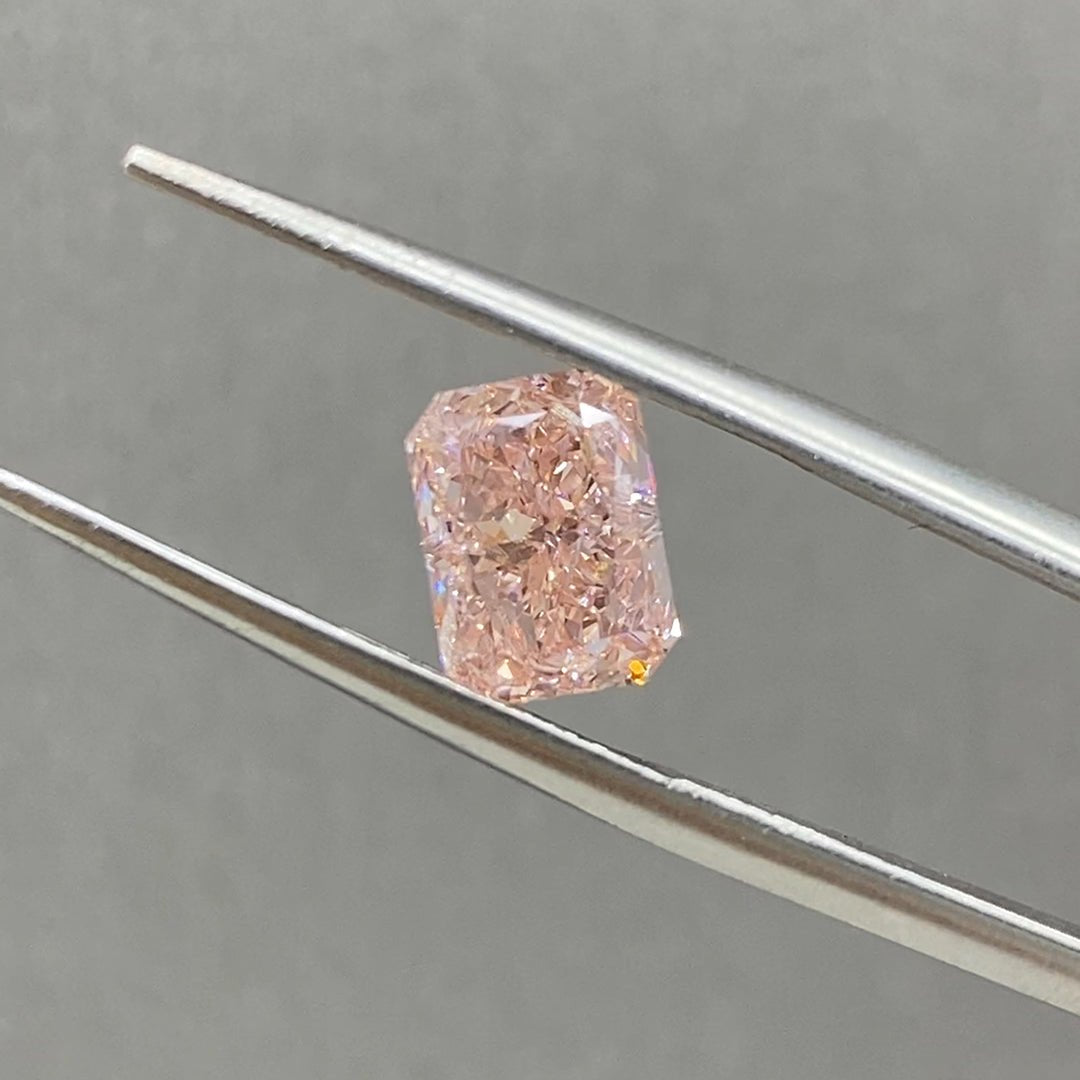 IGI Certified Radiant Cut 1.63 Ct Fancy Pink Lab Diamond VS1 Clarity - LGG Jewelry