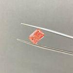 Lade Bild in die Galerieansicht, IGI Certified Radiant Cut 3.31 Ct Fancy Intense Pink Lab Diamond VS2 VG Clarity - LGG Jewelry
