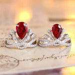 Lade Bild in die Galerieansicht, Leaf Crown 2.7 Ct Pear Cut Lab Ruby Engagement Ring - LGG Jewelry