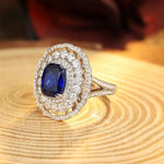 Lade Bild in die Galerieansicht, Luxury Cluster 4 Ct Elongated Cushion Cut Lab Blue Sapphire Engagement ring - LGG Jewelry
