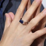 Lade Bild in die Galerieansicht, Minimalistic 3.5 Ct Emerald Cut Lab Blue Sapphire Half Bezel Wedding Ring For Men - LGG Jewelry
