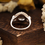 Lade Bild in die Galerieansicht, Oval Blue Topaz with Nacre Cluster Cocktail Ring - LGG Jewelry