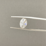 Lade Bild in die Galerieansicht, Oval Cut Lab Diamond 2.108 Ct Lab Diamond FG VS - LGG Jewelry