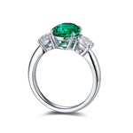 Lade Bild in die Galerieansicht, Oval Cut Lab Emerald Three-Stone Engagement Ring - LGG Jewelry