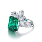 Lade Bild in die Galerieansicht, Pear Cluster 6.5 Ct Lab Emerald Double Four Prongs Engagement Ring - LGG Jewelry