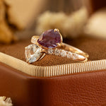 Lade Bild in die Galerieansicht, Pear cut Alexandrite &amp; Aquamarine Toi Et Moi Ring - LGG Jewelry