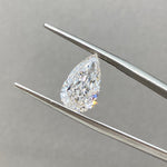 Lade Bild in die Galerieansicht, Pear Cut Lab Diamond 3.123 Ct FG VS - LGG Jewelry