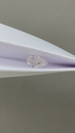 Load and play video in Gallery viewer, Pear Cut Lab Diamond 1.333CT G VS
