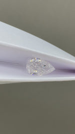 Load and play video in Gallery viewer, Pear Cut Lab Diamond 1.733CT E VS
