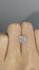Charger et lire la vidéo dans la visionneuse de galerie, Diamant de laboratoire rose intense de 1,05 ct à taille ovale certifié IGI, pureté VS1 
