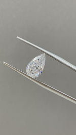 Load and play video in Gallery viewer, Pear Cut Lab Diamond 2.008Ct DE VS
