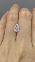 Load and play video in Gallery viewer, Pear Cut Lab Diamond 1.66CT G VS
