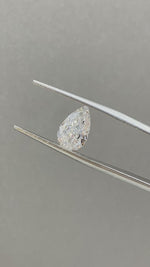 Load and play video in Gallery viewer, Pear Cut Lab Diamond 1.733CT E VS
