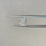 Lade Bild in die Galerieansicht, Radiant Cut Lab Diamond 2.15 Ct GH VS - LGG Jewelry
