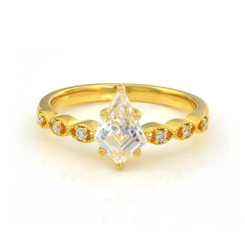 Six Prongs Kite Cut Moissanite Engagement Ring - LGG Jewelry